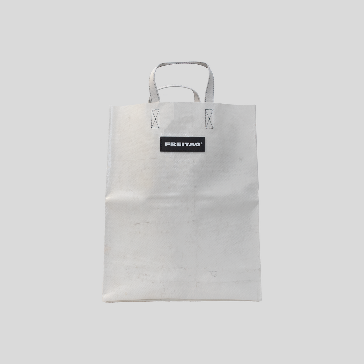 F52_Miami_vice_white_front.png