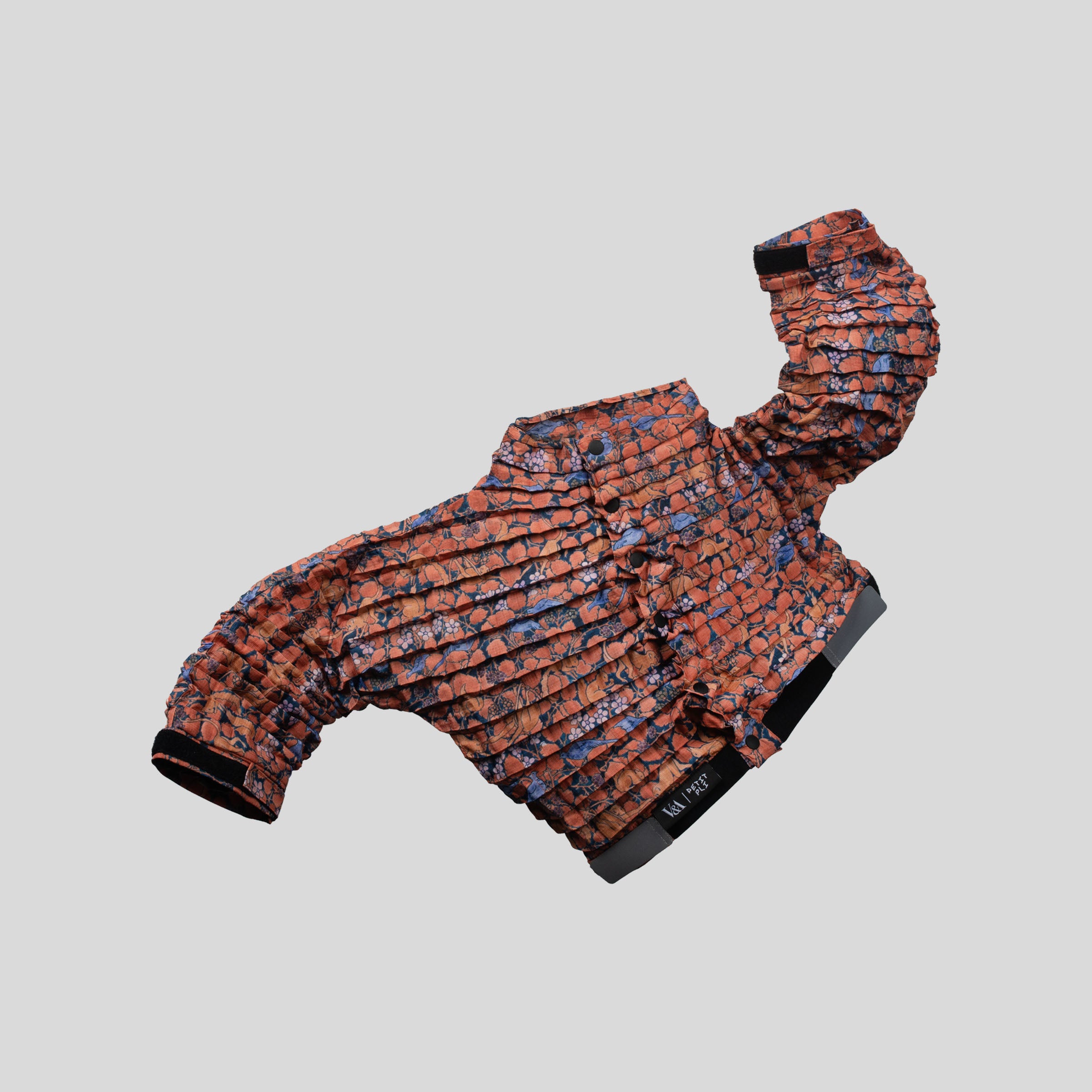 V&A Patterns in Play Versatile Series