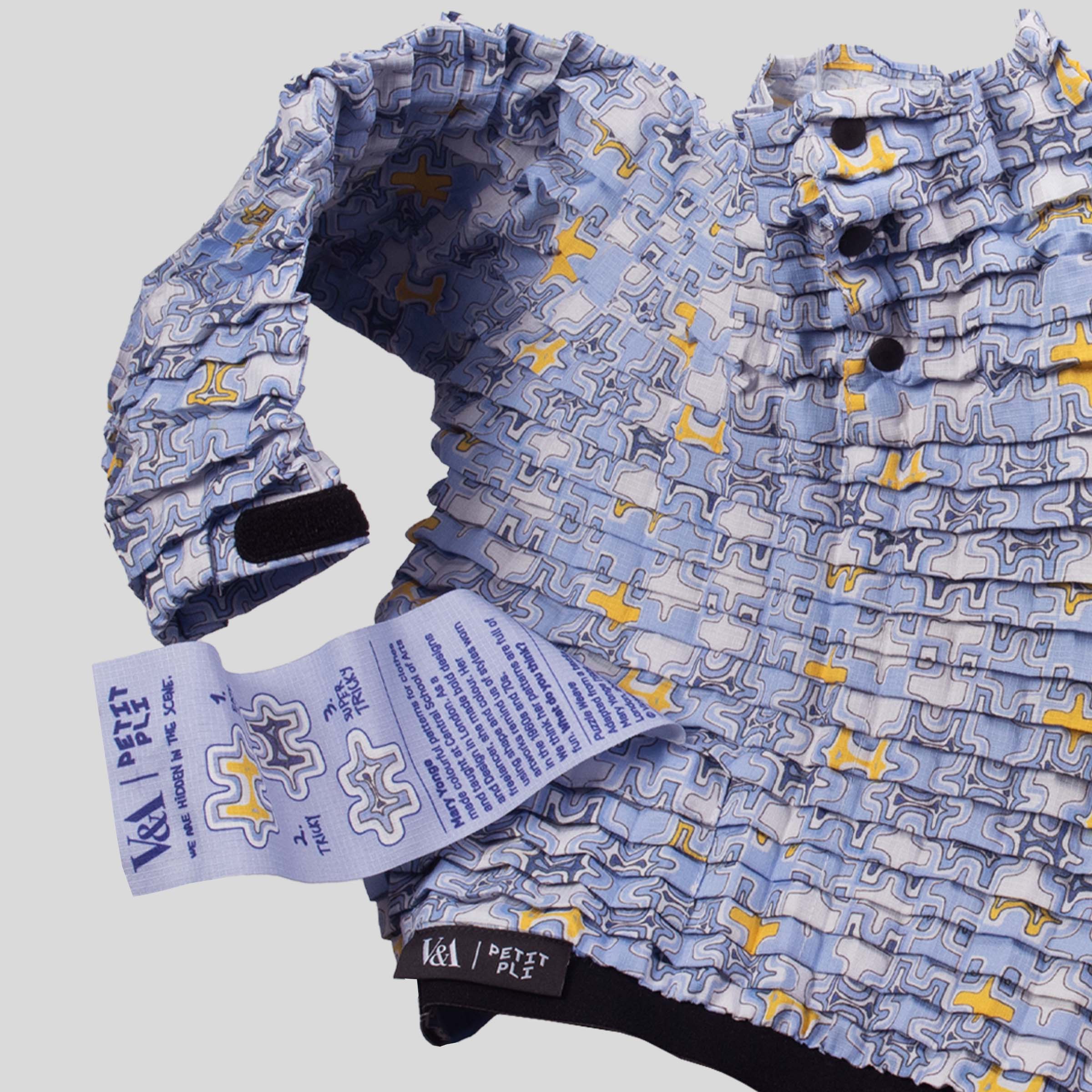 V&A Patterns in Play Versatile Series