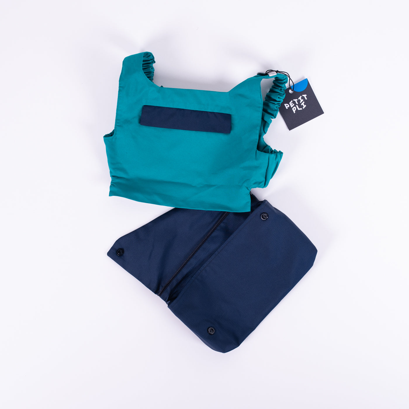 Bib Worn Pocket, removable pocket detached