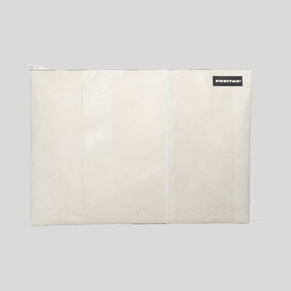 WHITE_F08_DAN_FRONT_grande.jpg